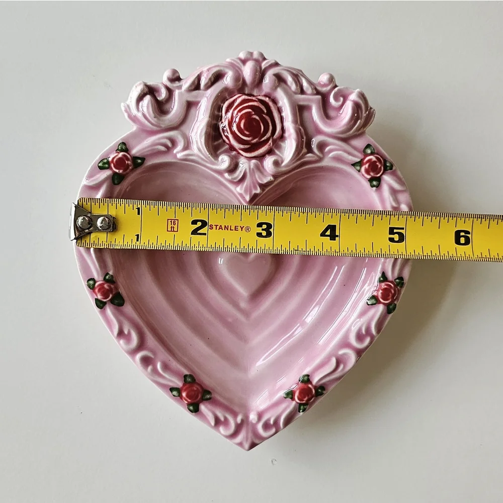 Vintage Pink Ceramic Heart-Shaped Soap Dish Tricket Tray – 3D Rose Accents